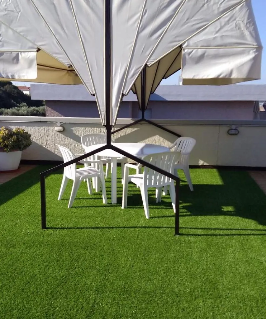 Etruria Residence San Vincenzo 2*,  Italia