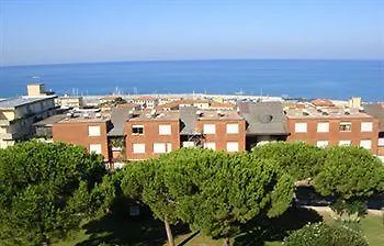 Etruria Residence San Vincenzo 2*,